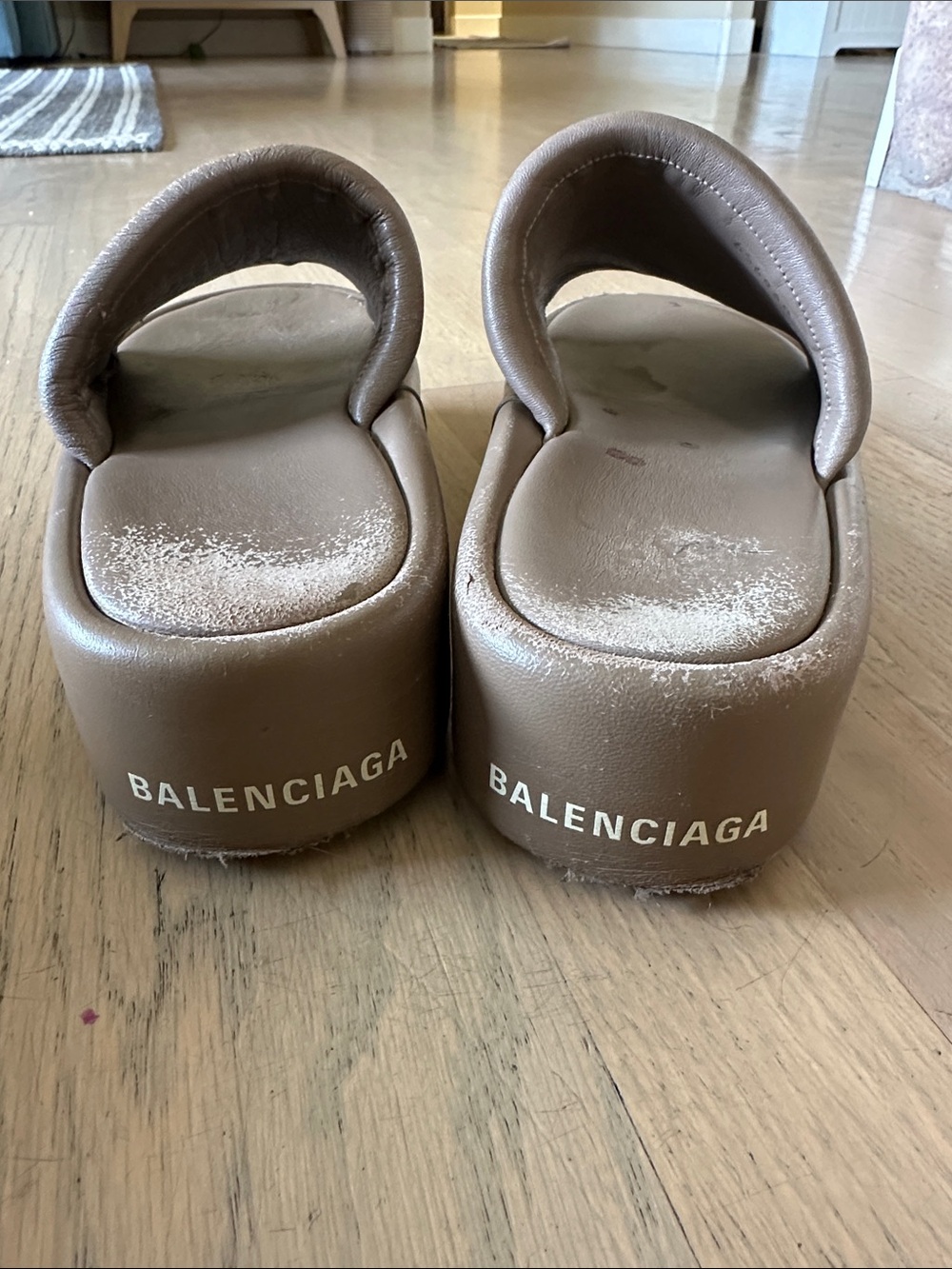 Balenciaga Rise Slides - Picture 3 of 6